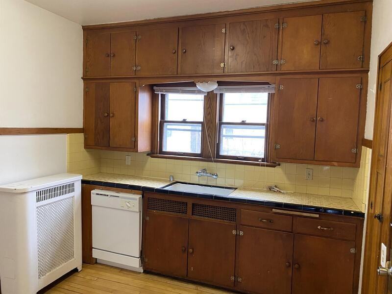 3369B N Bartlett Ave - Photo 3 of 11