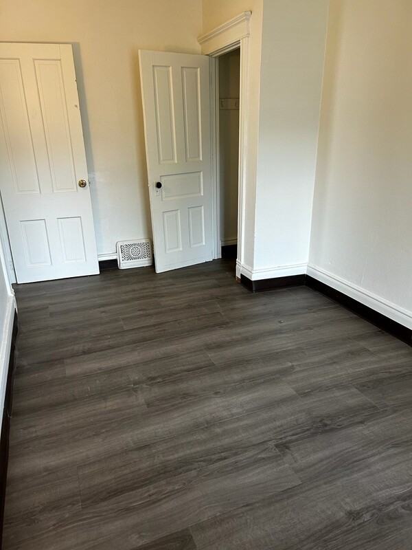 1414 N 7th St - Photo 4 of 7