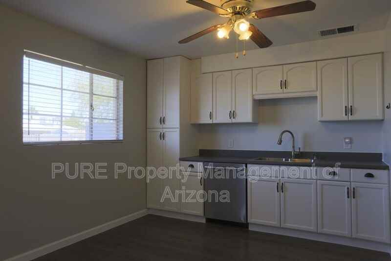 1734 W 5th Pl - Photo 5 of 18