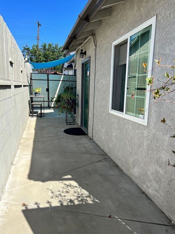 5006 N Banna Ave - Photo 2 of 15