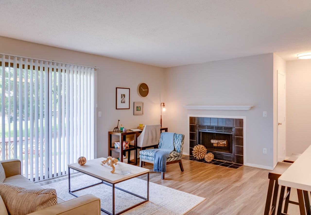 Southpoint Glen - Photo 3 of 162