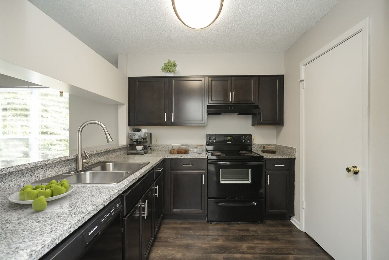 The View at Shelby Farms - Photo 3 of 33