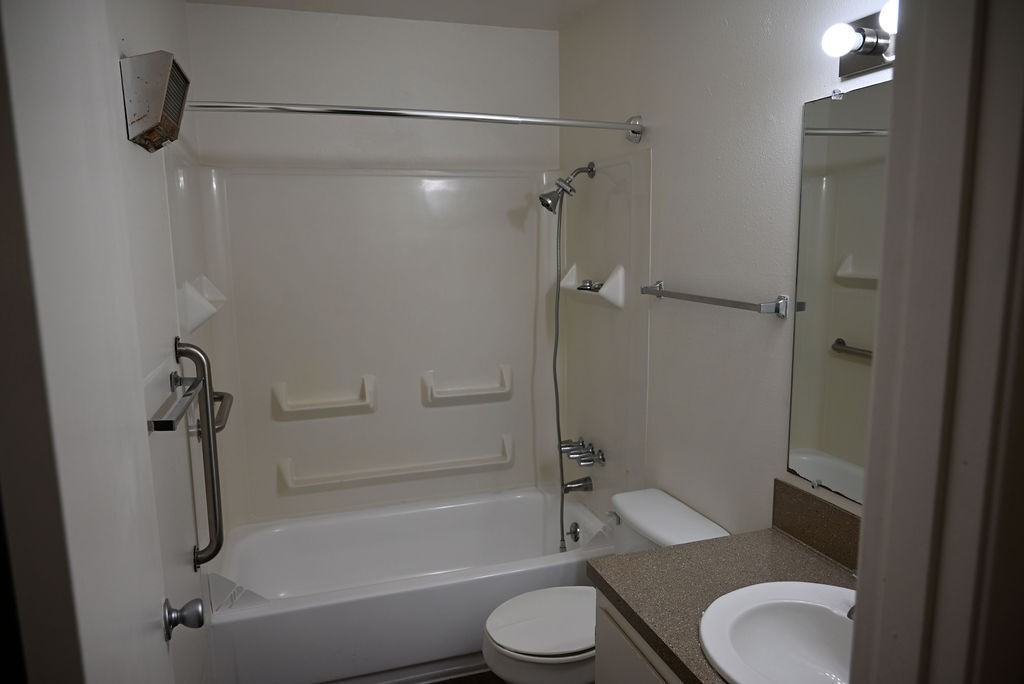 Christine Court - Photo 7 of 14