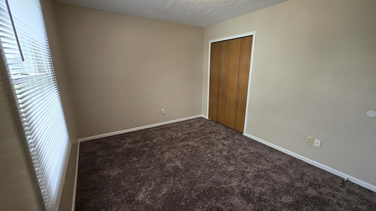 Peachtree Place Townhomes - Photo 2 of 7