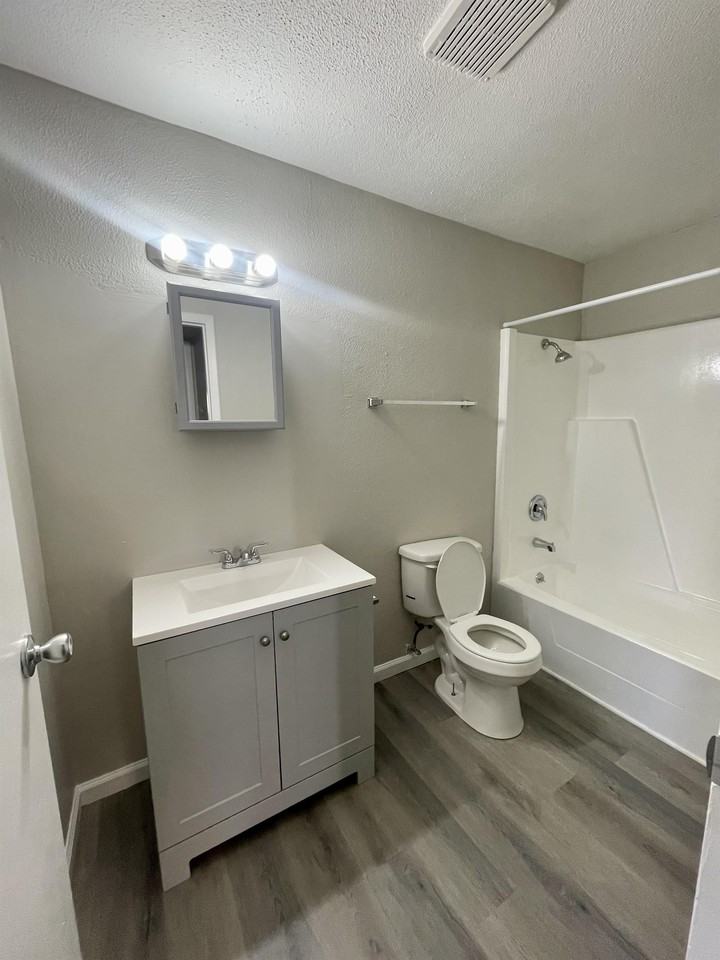 Richland Flats - Photo 3 of 21