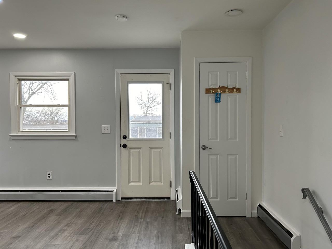737 East Fulton Street - Photo 3 of 12