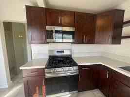 featured image of 3155 Kemper Street