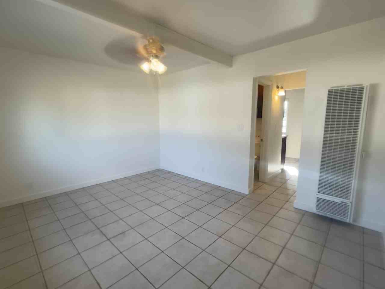 3155 Kemper Street - Photo 7 of 21