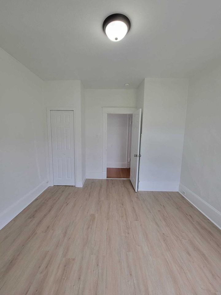 568- 570 Main St - Photo 2 of 11