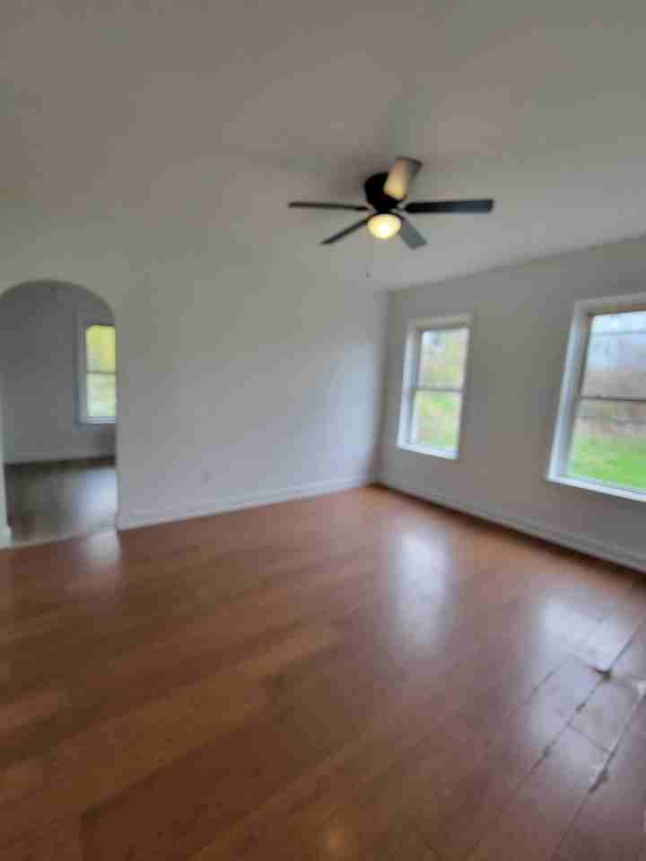 568- 570 Main St - Photo 4 of 11