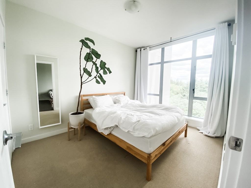 280 Ross Drive - Photo 3 of 16
