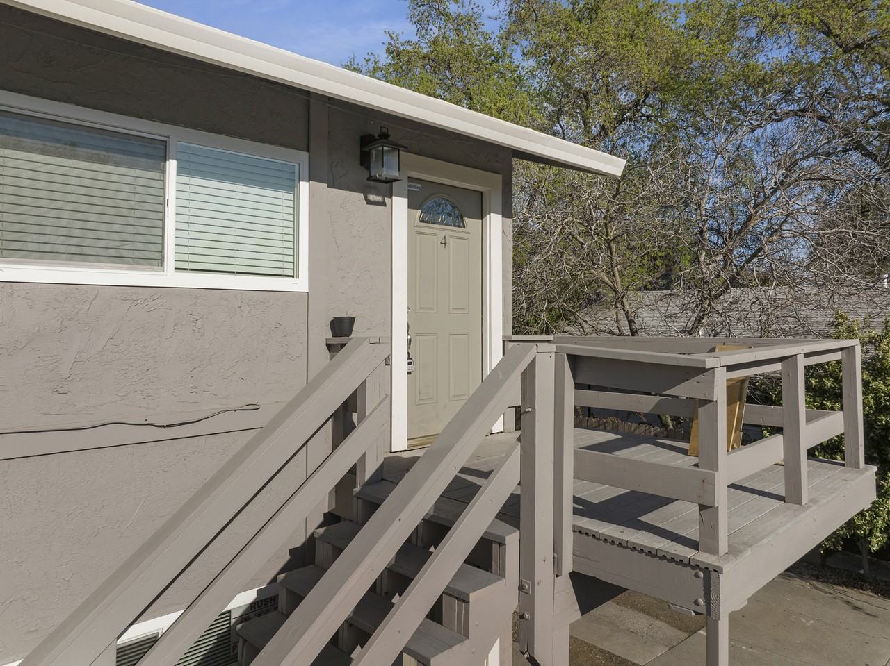 719 and 705 Chestnut Street 447 W 7th Street #4 - Photo 4 of 13