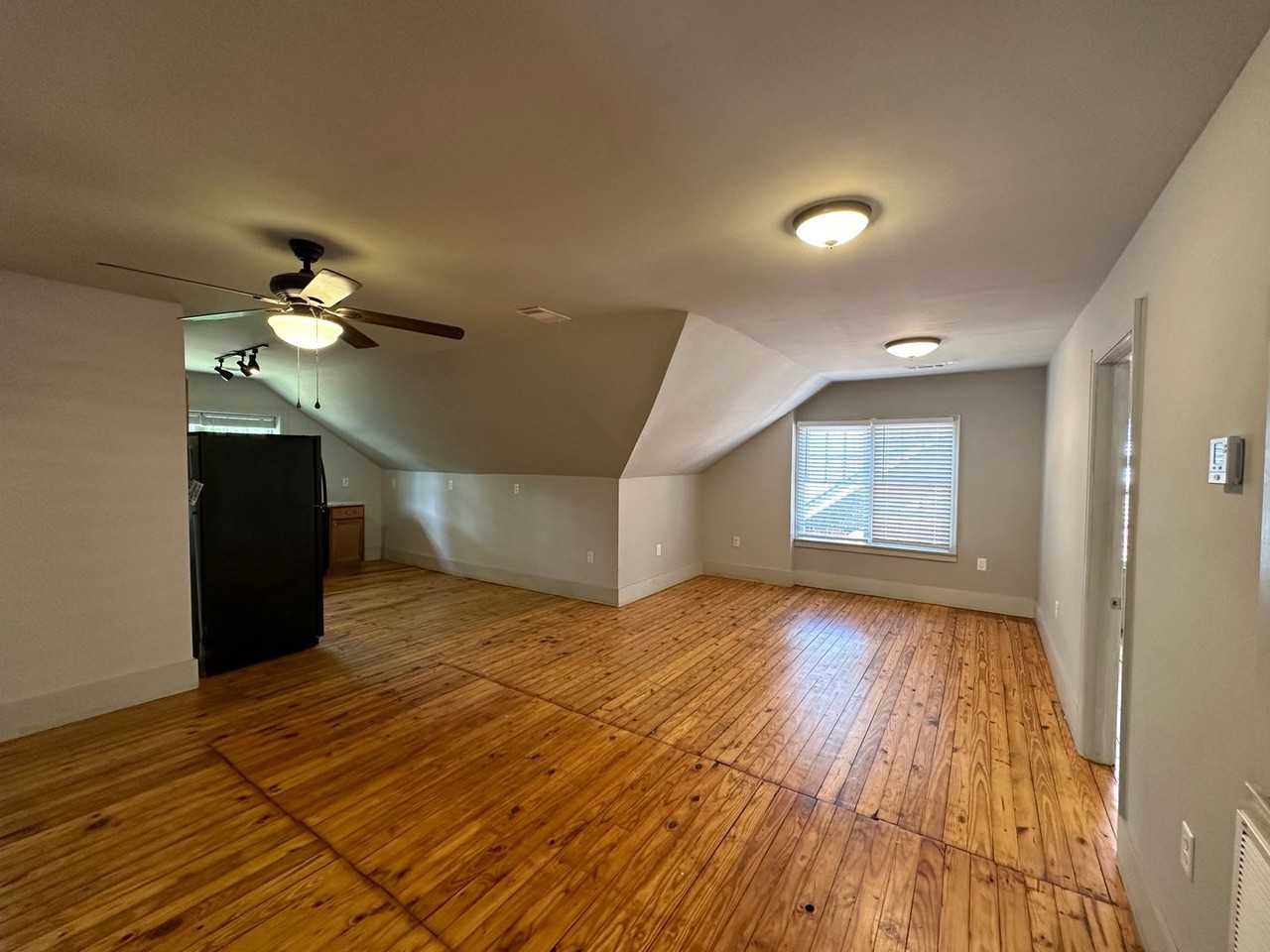 Winona TriPlex 334/335/336 - Photo 2 of 14