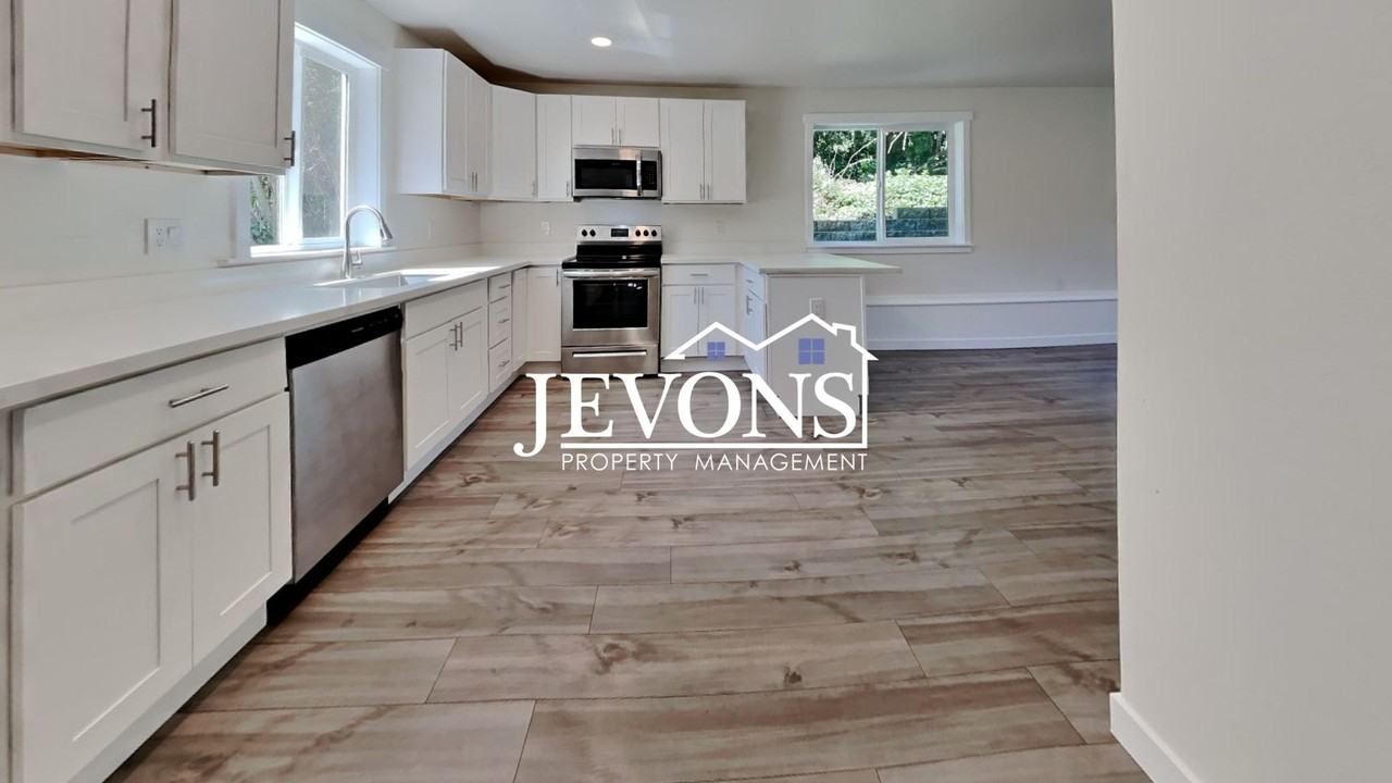 19019 SE 164Th St Renton, WA 98058 - Photo 3 of 47