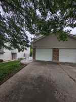 featured image of 307 Ne Timbercreek Dr