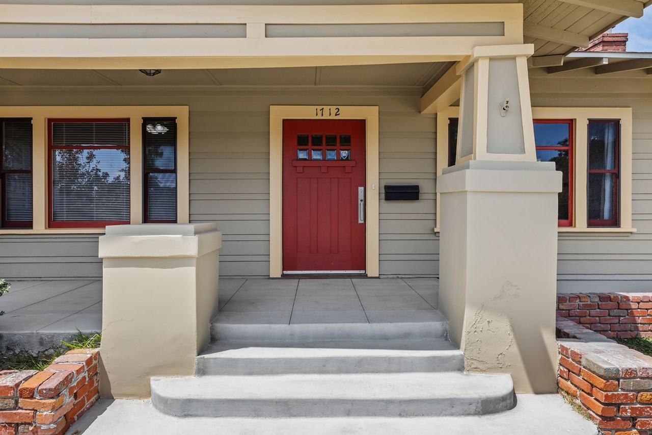 1712 Fort Stockton Dr - Photo 3 of 26