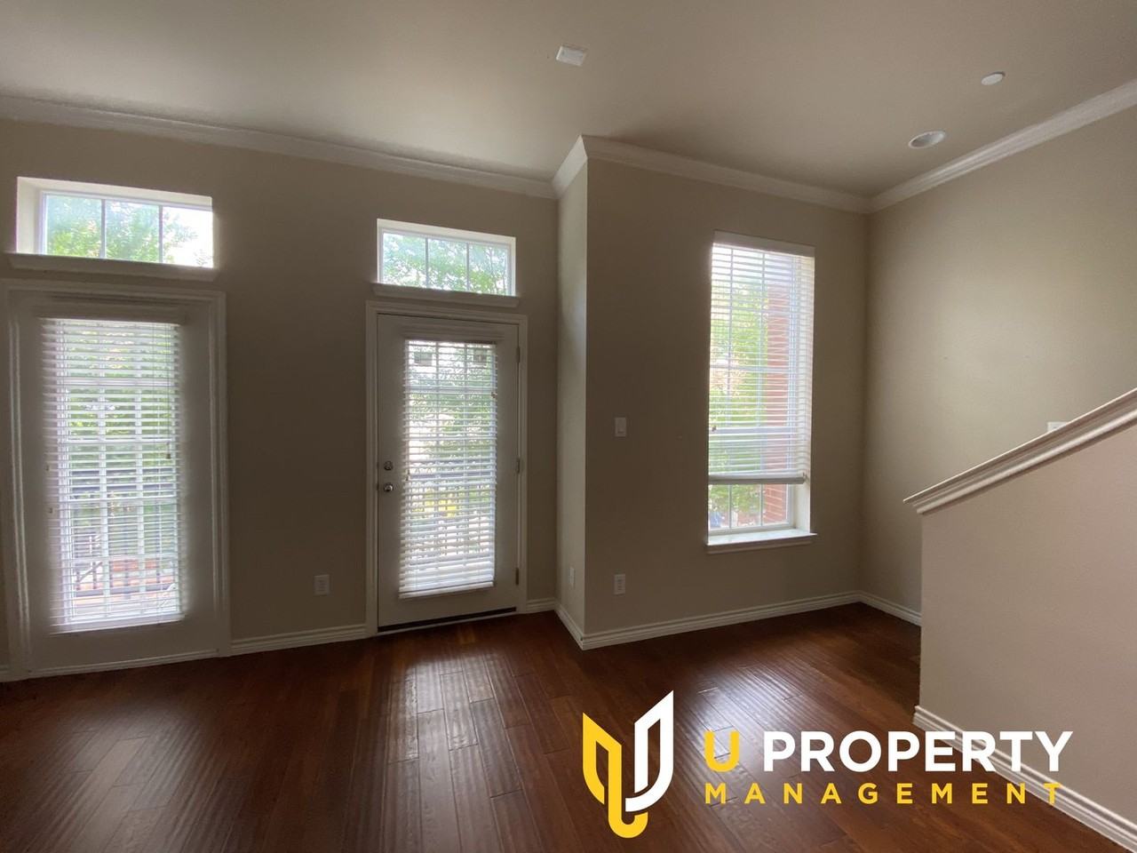 15831 Breedlove Pl - Photo 7 of 20