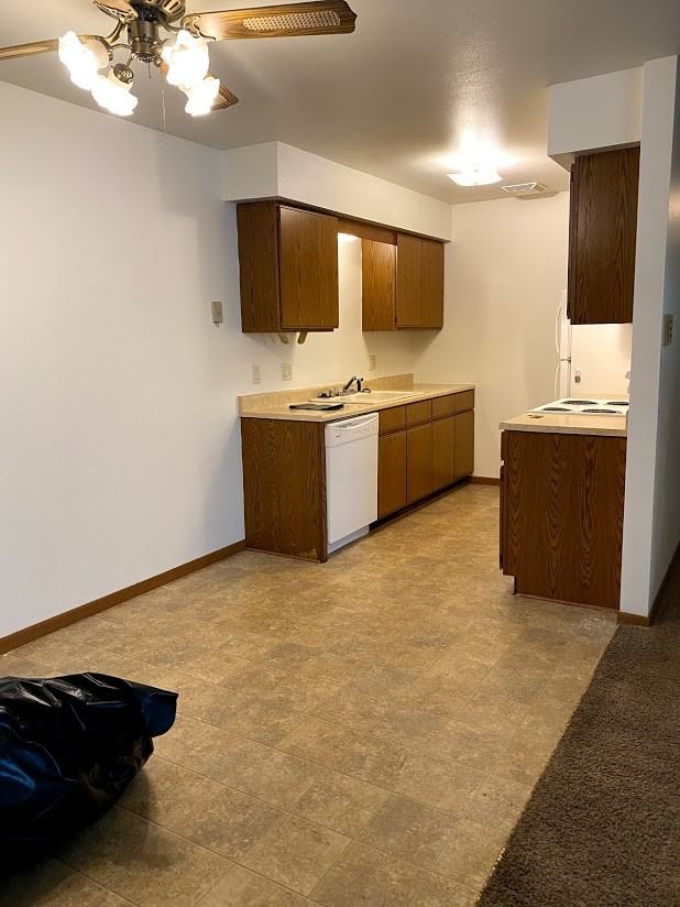 2120 Sylvan Way Apartments - Photo 3 of 12