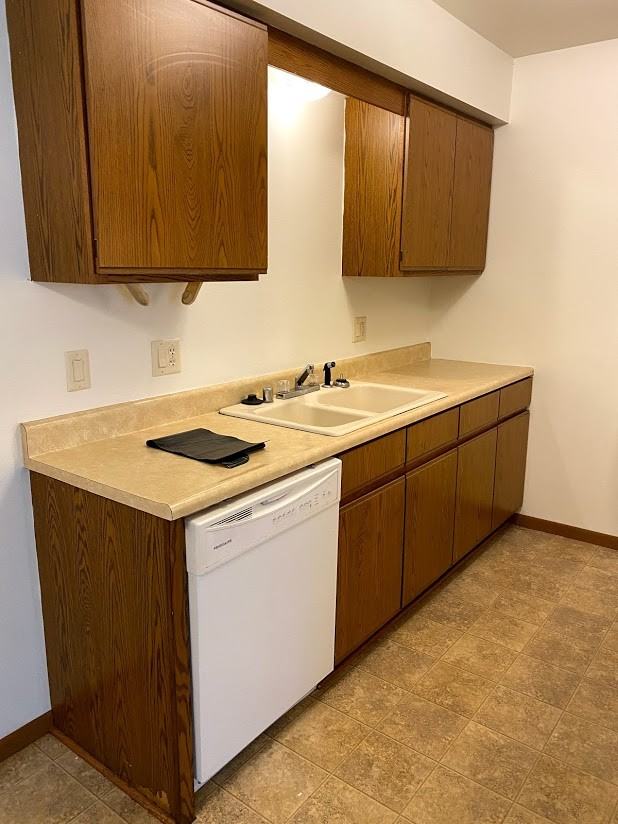 2120 Sylvan Way Apartments - Photo 4 of 12