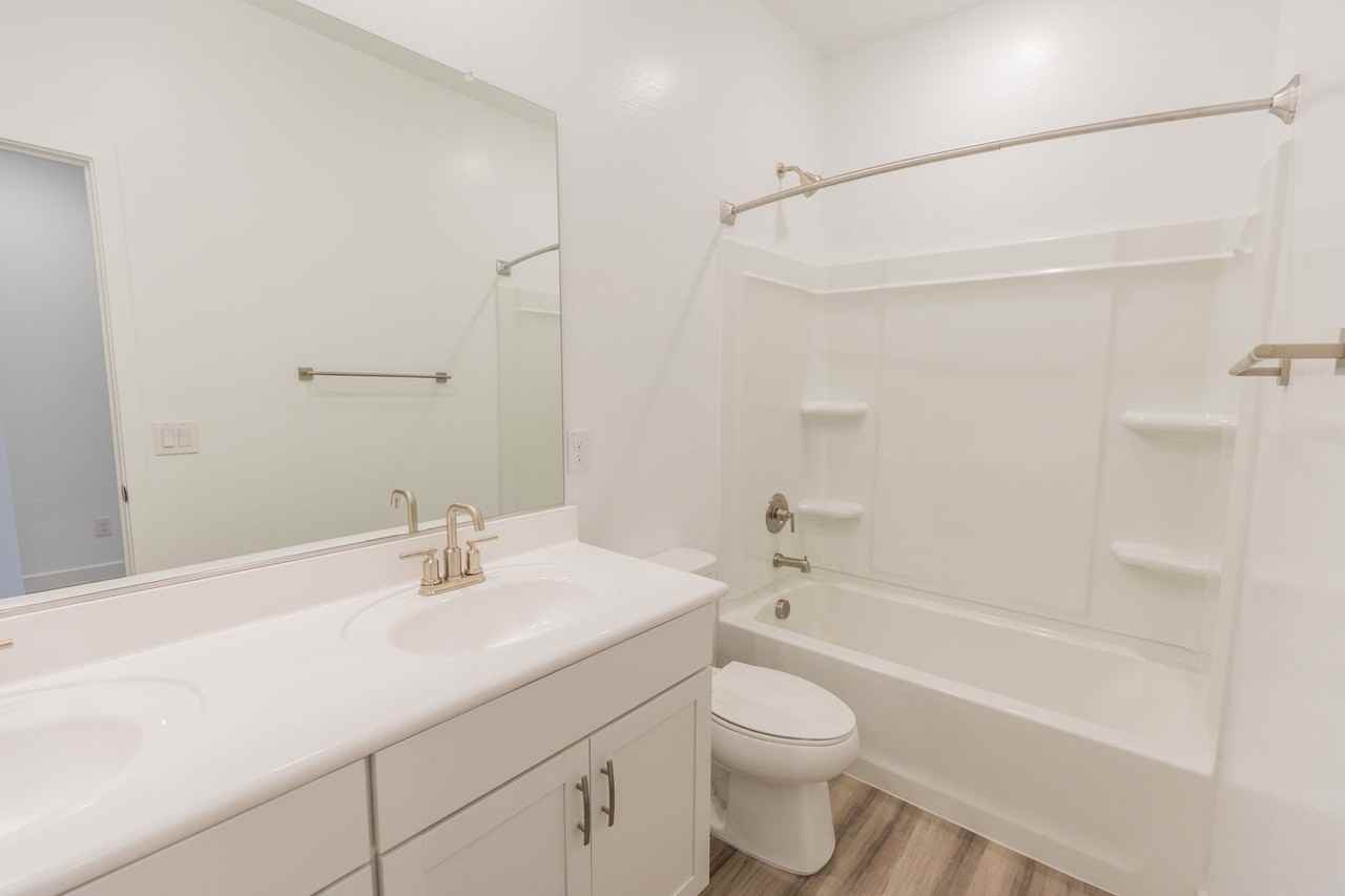 17020 West Diana Avenue - Photo 6 of 25