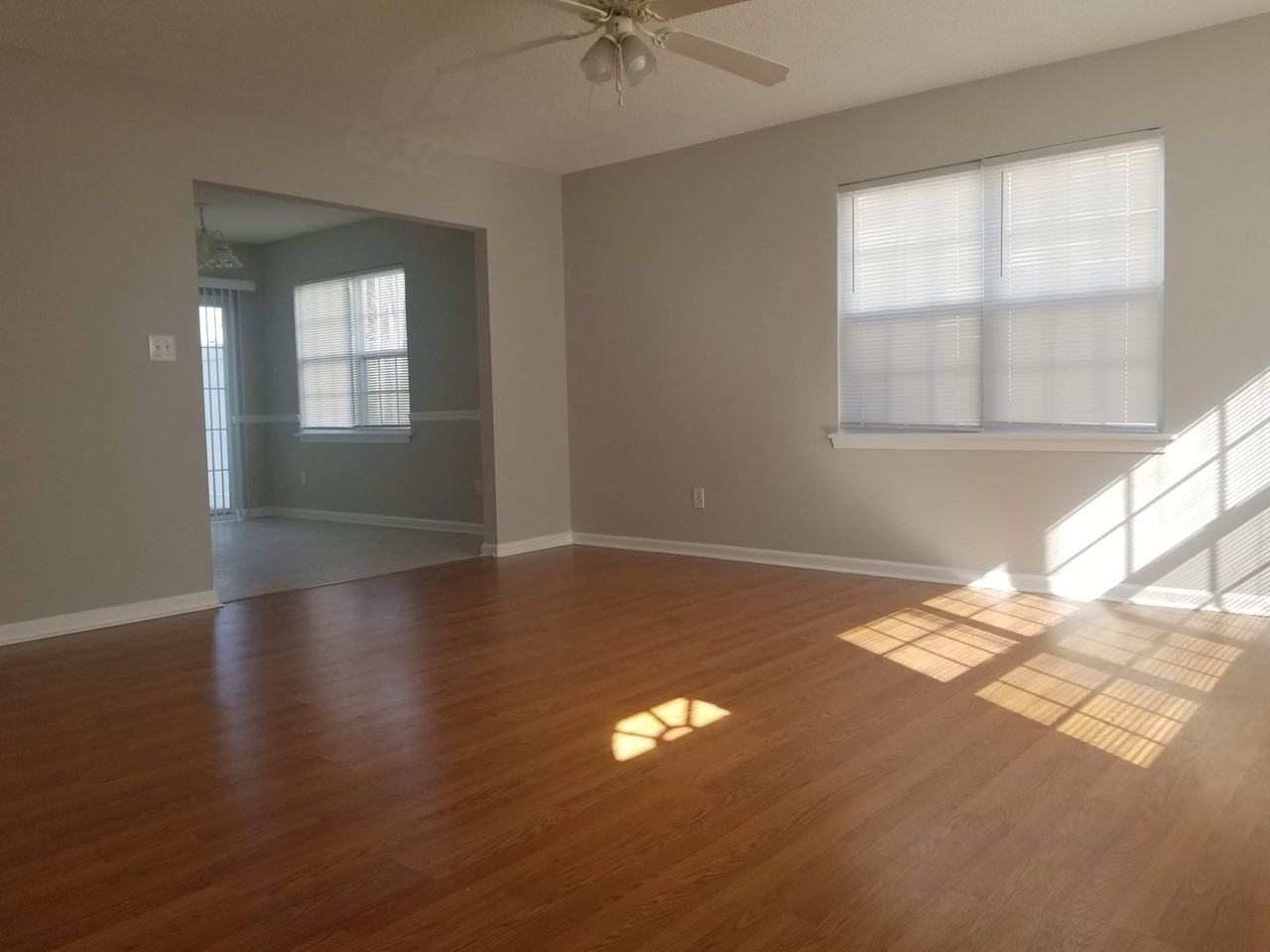 23 Pirates Cove Dr - Photo 4 of 30