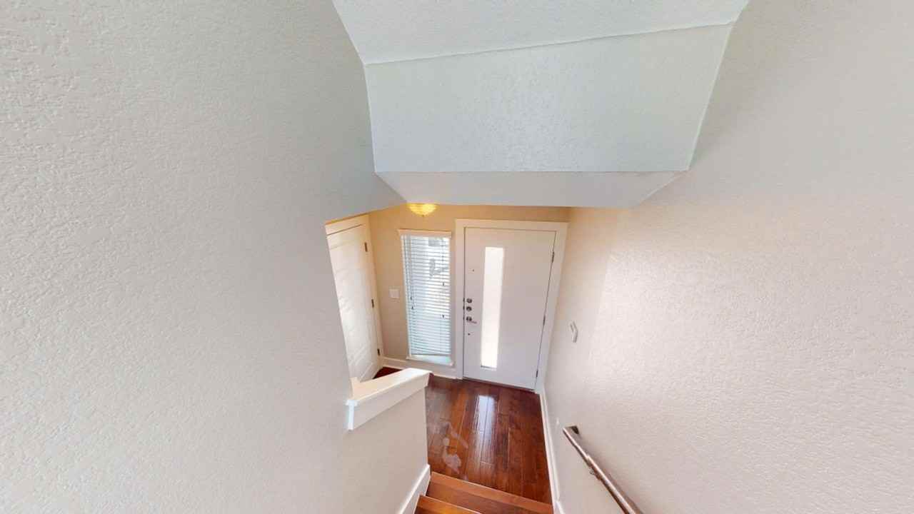 2021 Geniveive Ln - Photo 2 of 36
