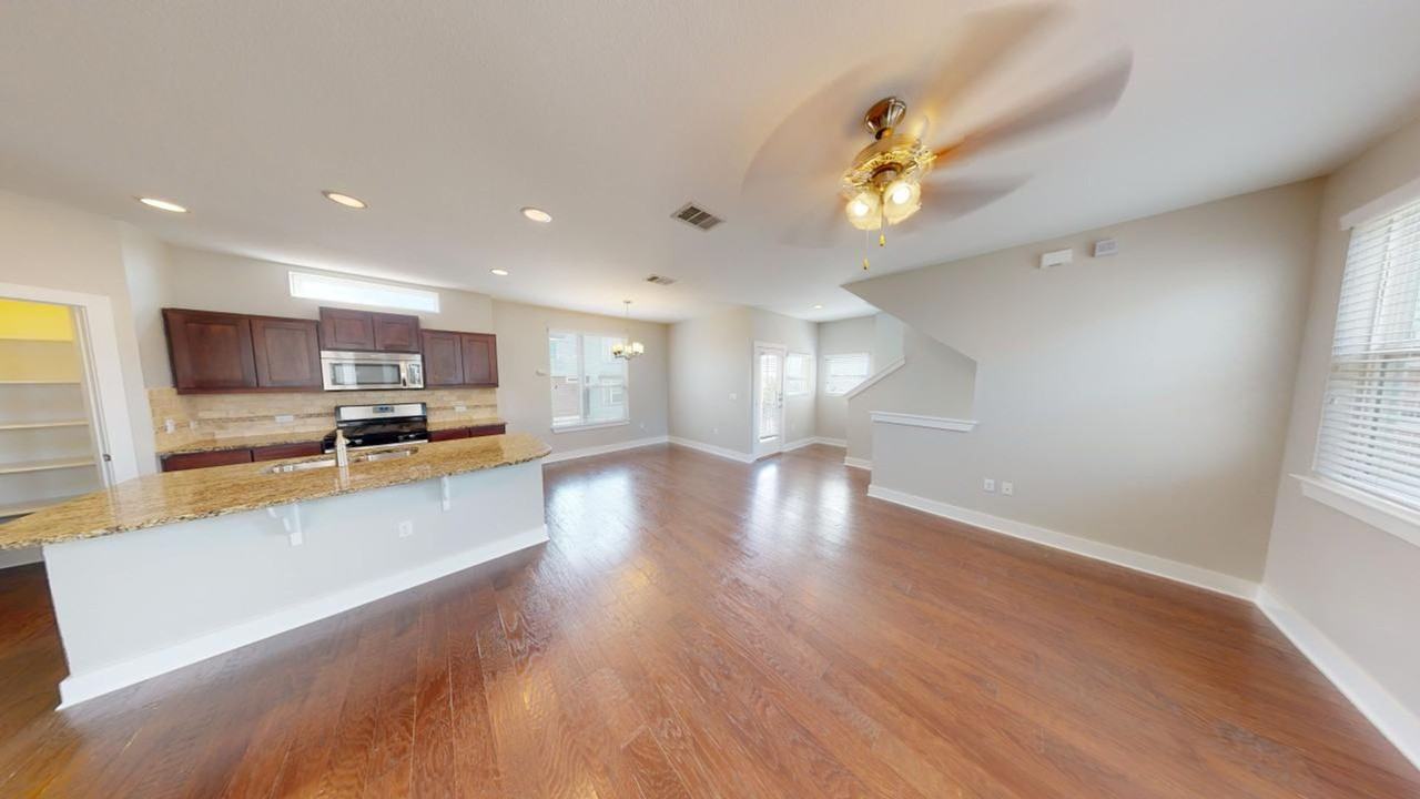2021 Geniveive Ln - Photo 6 of 36