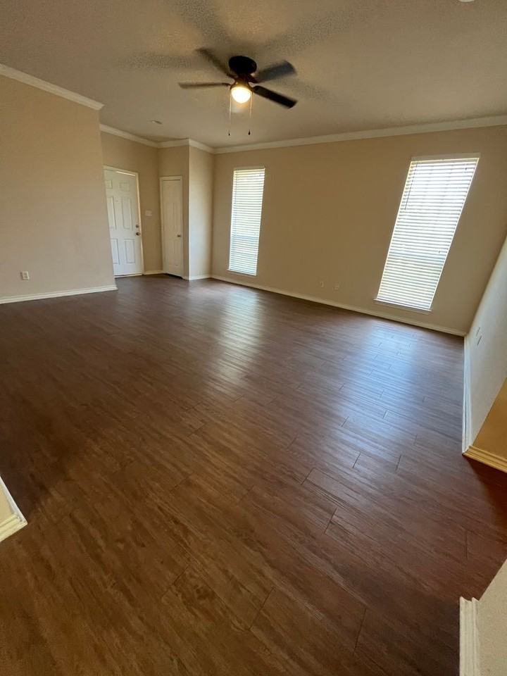 1506 W Lindsey - Photo 2 of 16