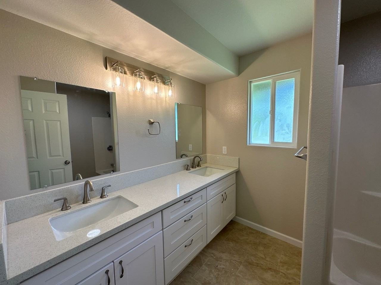 16-135 16-135 Ilima St. - Photo 7 of 17