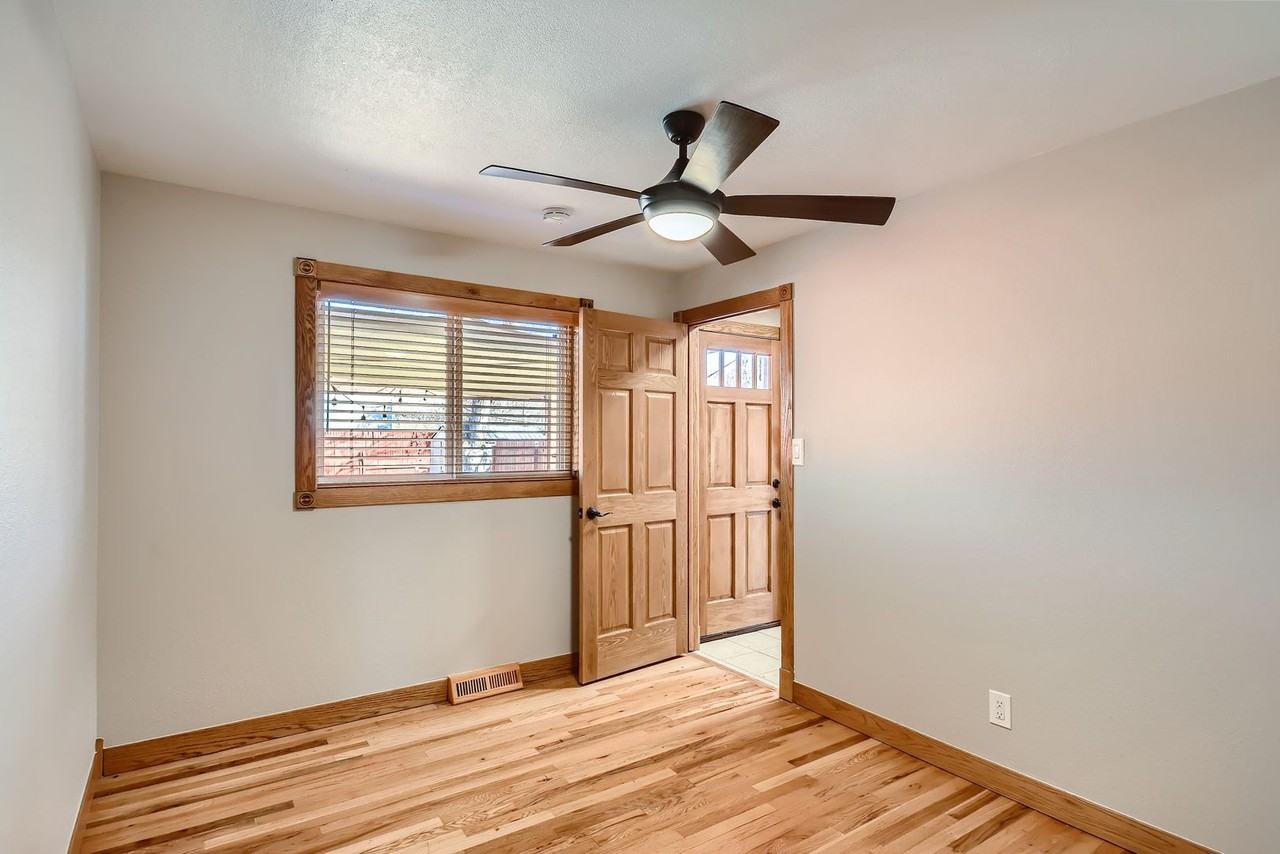 4010 S Jason St - Photo 6 of 13