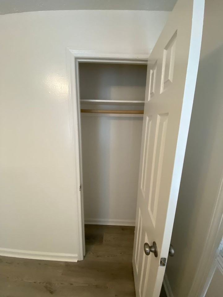 1102B S Washington St - Photo 6 of 18