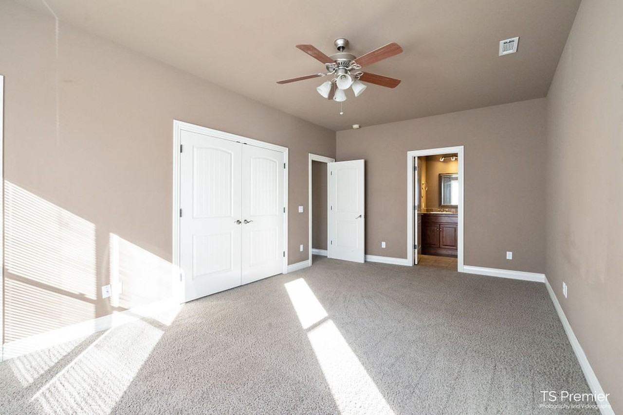 2037 N Box Ave - Photo 7 of 14