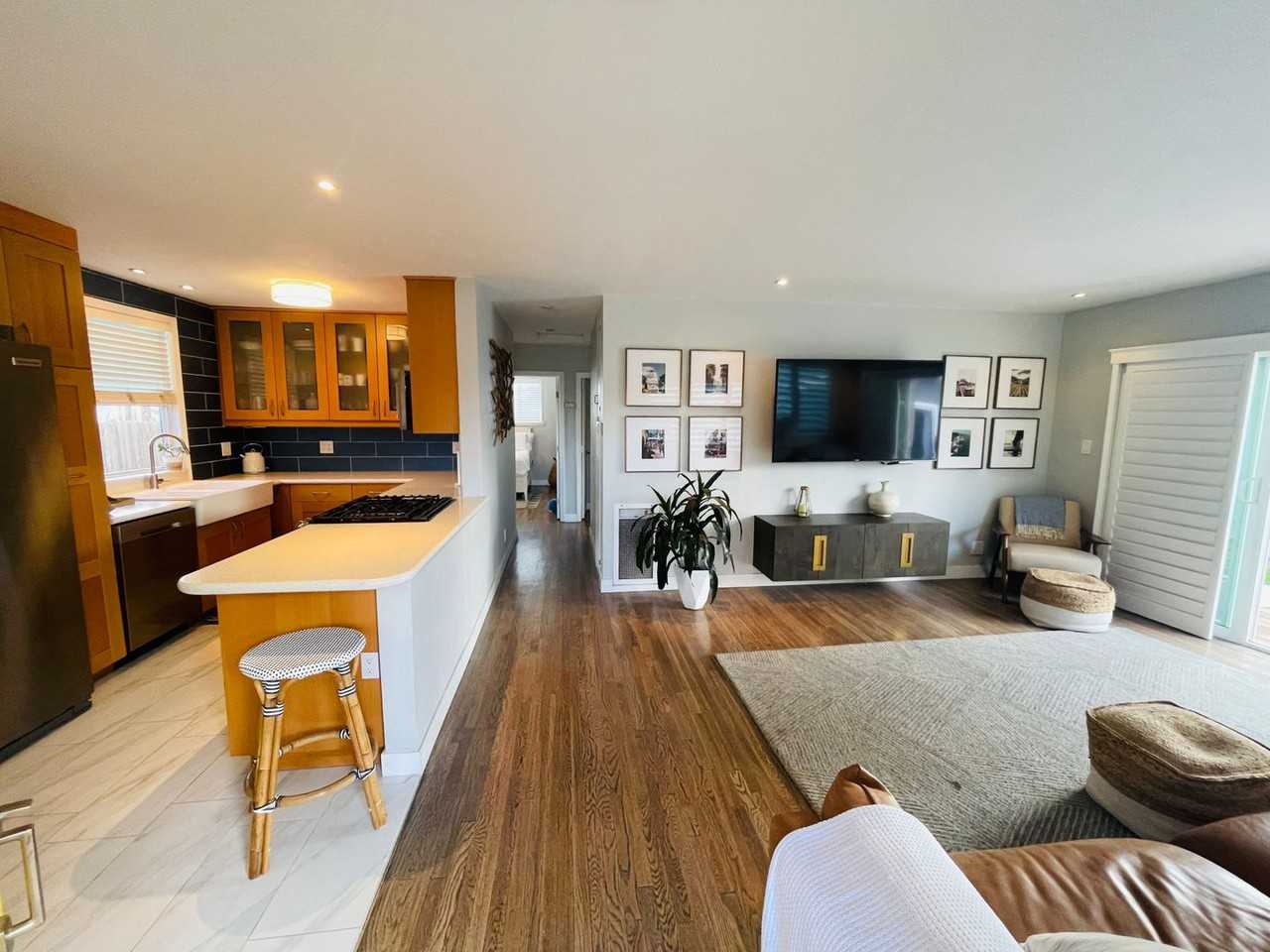 392 Bonito Ave - Photo 3 of 25