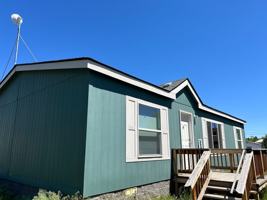 featured image of 223 Se 8th St