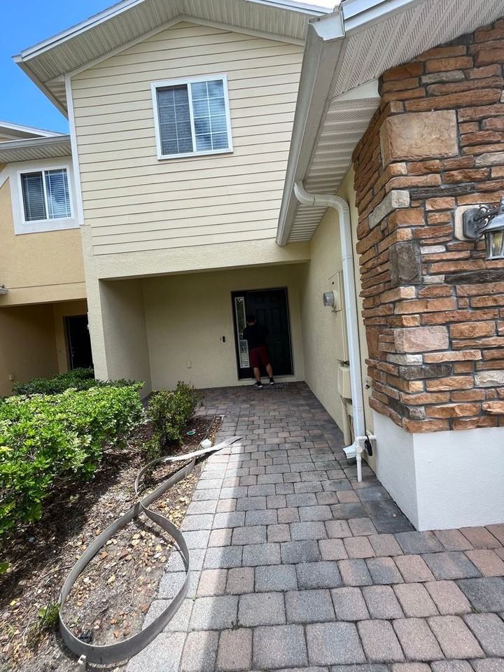 2165 Cypress Villas Dr - Photo 2 of 18