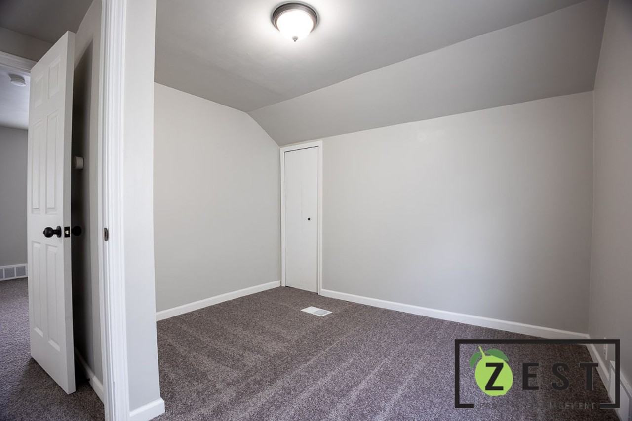 128 W Muir Ave - Photo 7 of 11