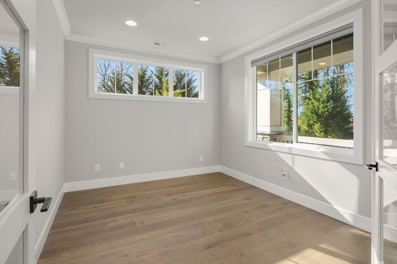 4824 240th Pl Se - Photo 3 of 28