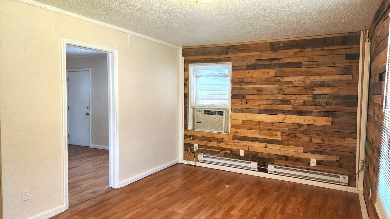522 E Curtis Dr - Photo 5 of 28