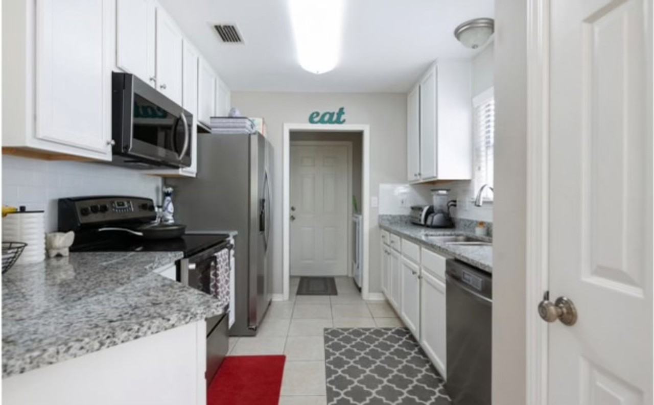 1270 Laura Ln - Photo 5 of 21