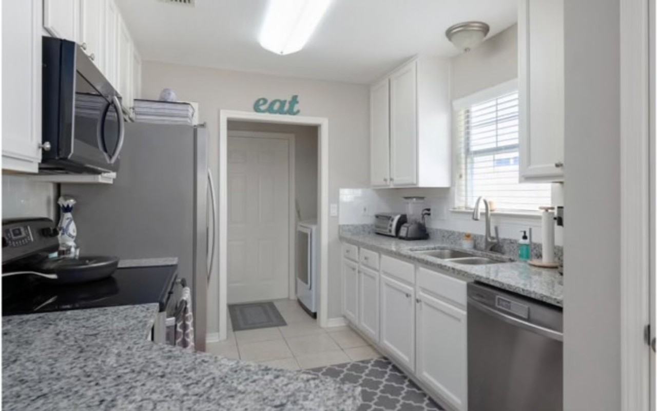 1270 Laura Ln - Photo 7 of 21
