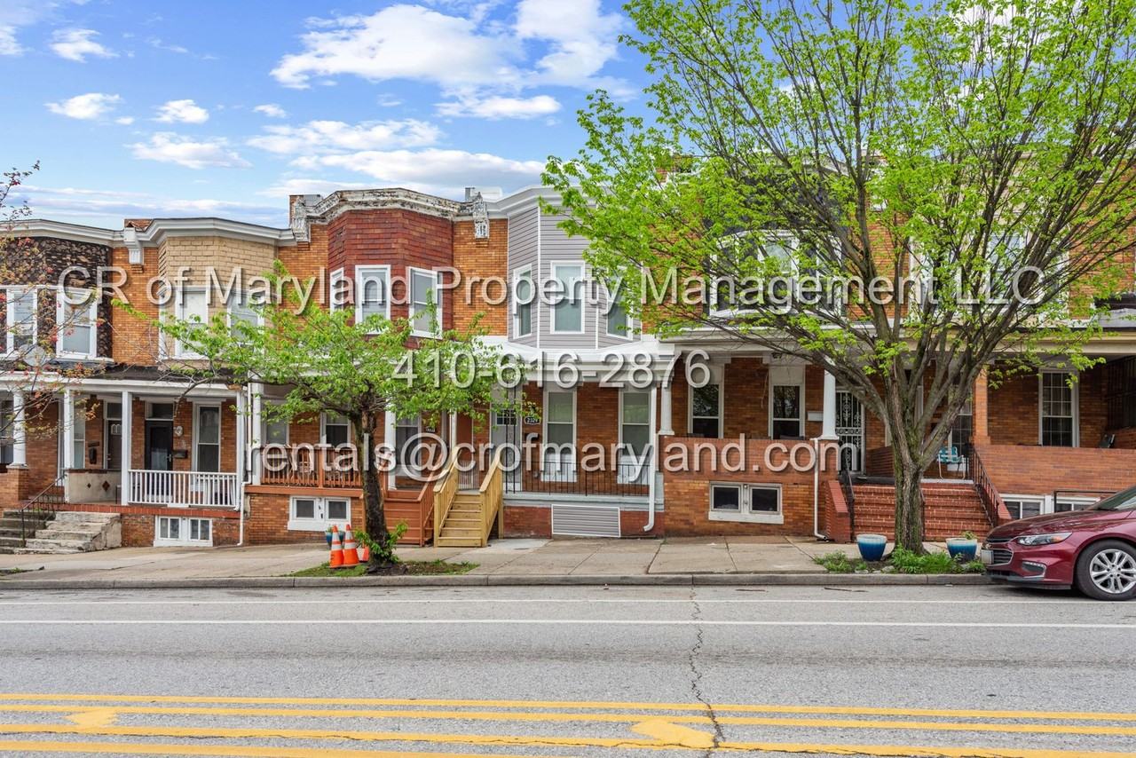 2329 Annapolis Rd - Photo 2 of 31