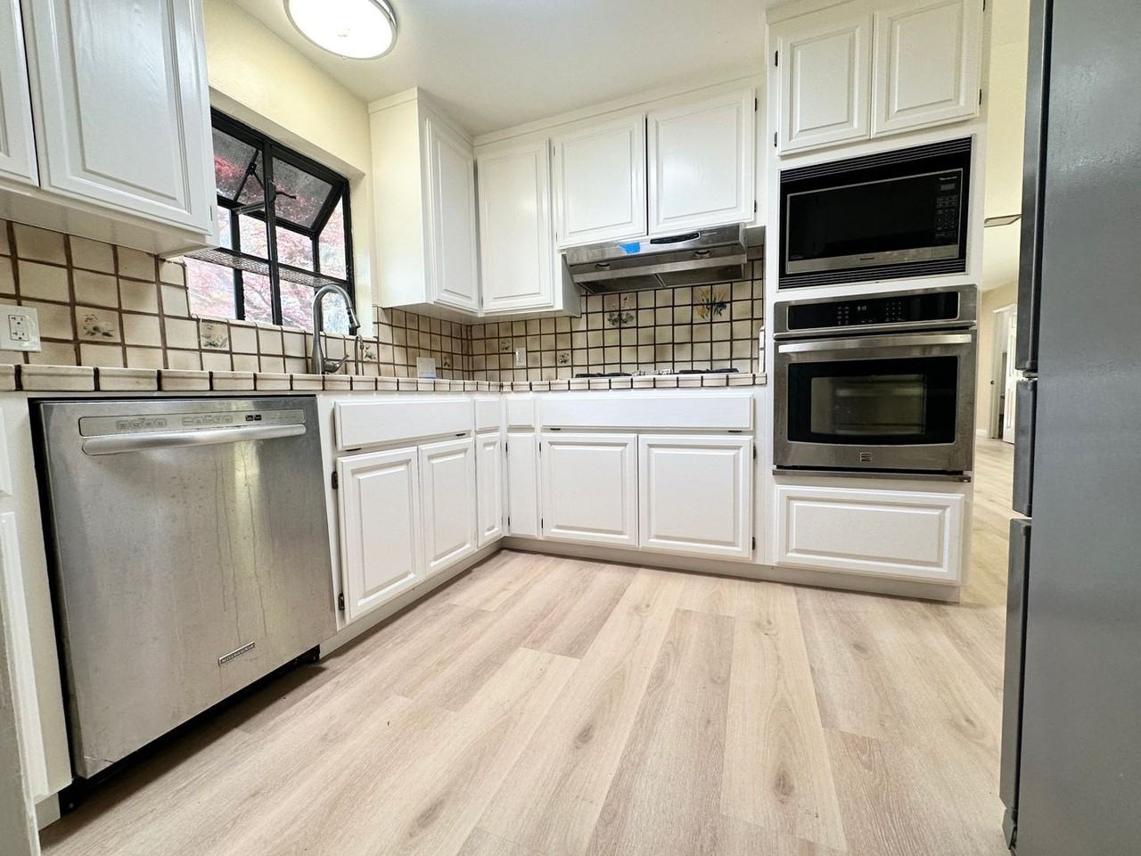 2214 Vineyard Ct - Photo 7 of 18