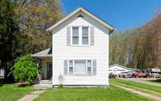 featured image of 1048 Mechanic St