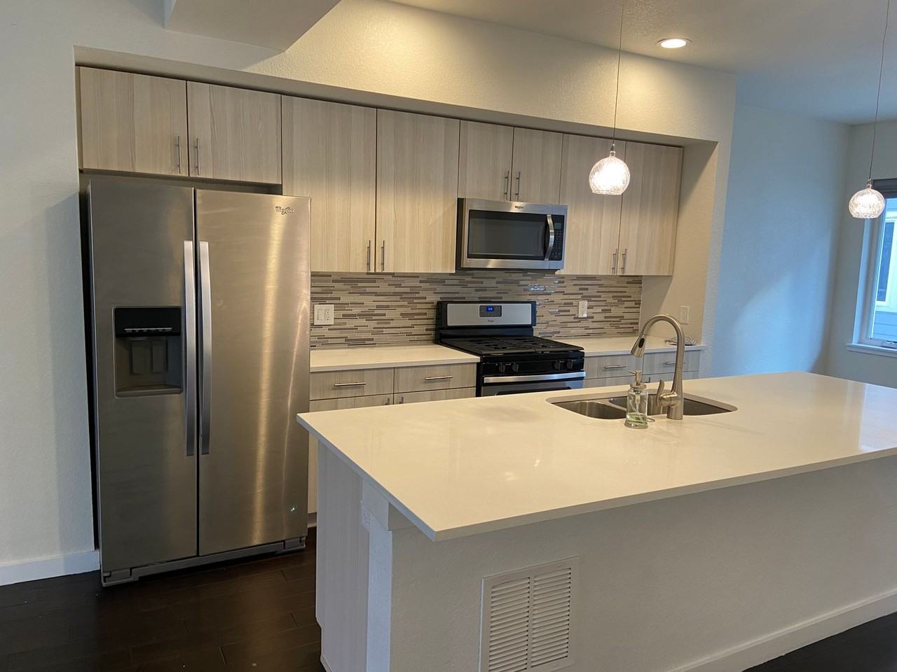 1541 West 43rd Avenue - Photo 7 of 30