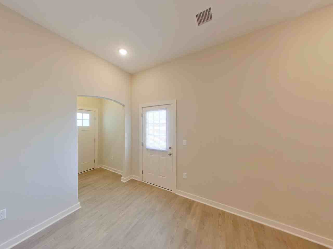 4625 S Kessler Cir - Photo 3 of 31