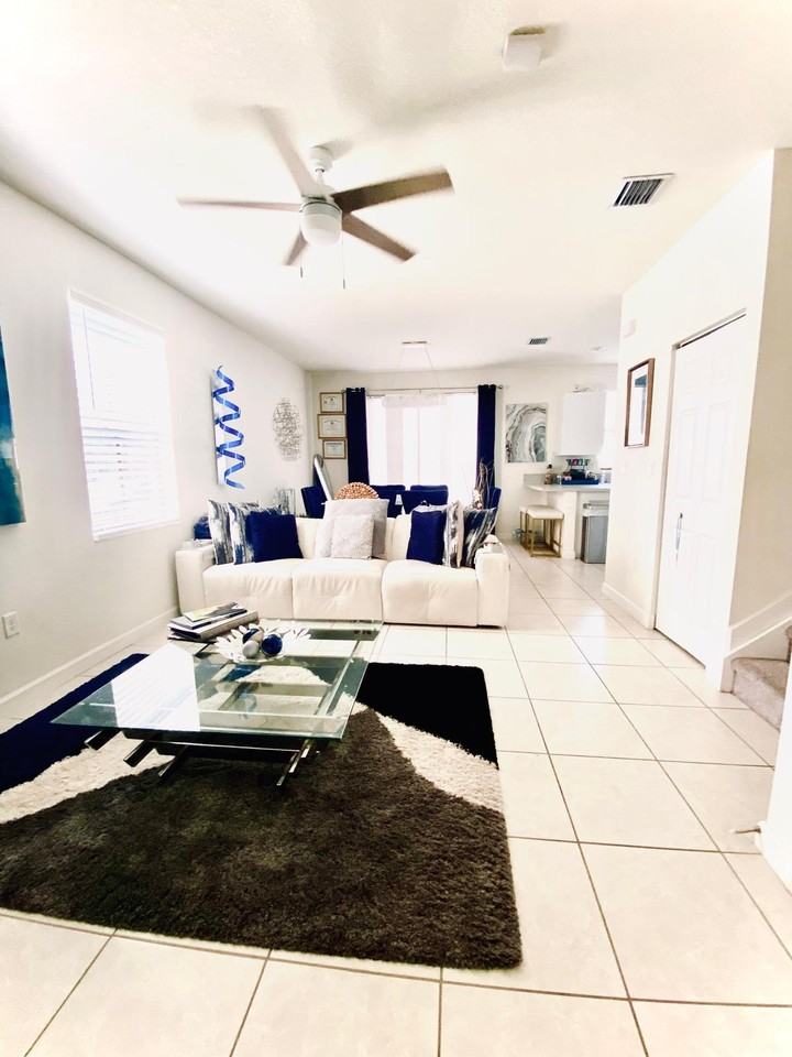 3202 W 108th St #3202 - Photo 6 of 20