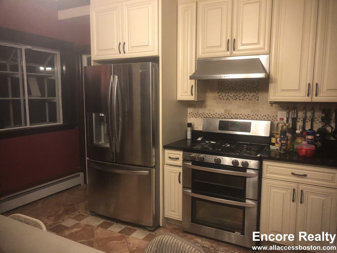 9 Francis Street #1 - Photo 3 of 16