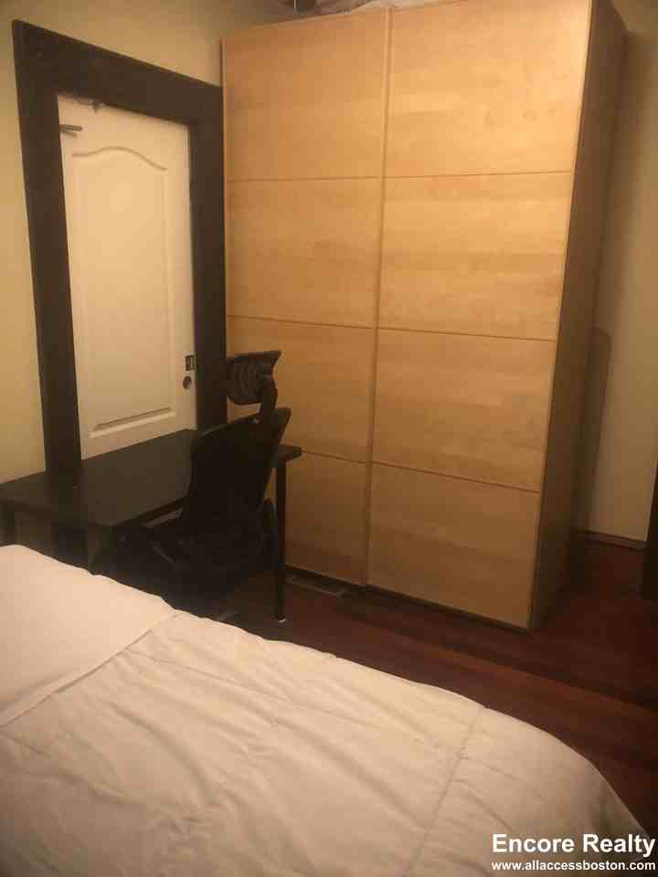 9 Francis Street #1 - Photo 7 of 16