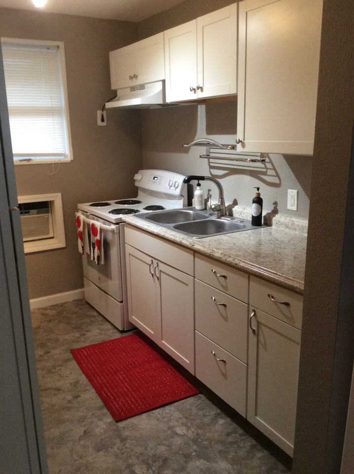 911 Phillips St #C - Photo 2 of 5