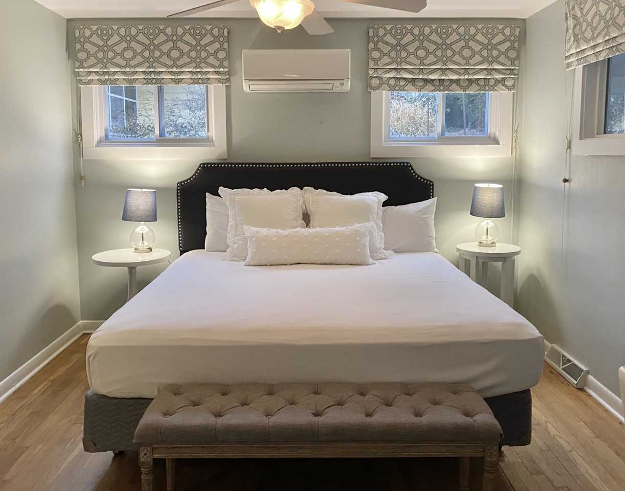 1406 Baker St #NA - Photo 2 of 15